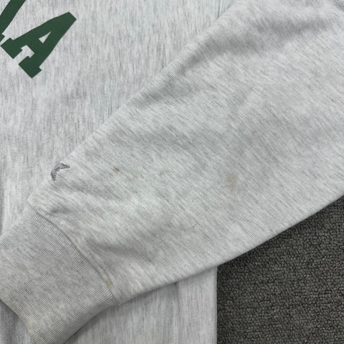 아웃스탠딩 스웻셔츠 상품이미지4