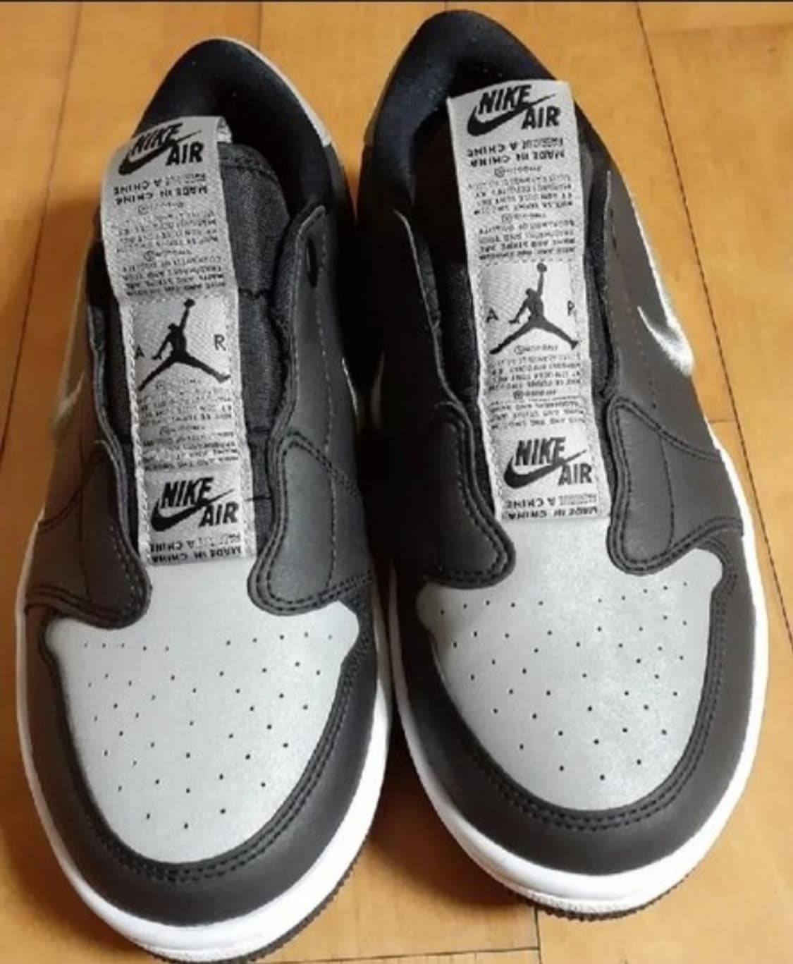 나이키 조던 1레트로 로우 레더 슬립온 상품이미지2