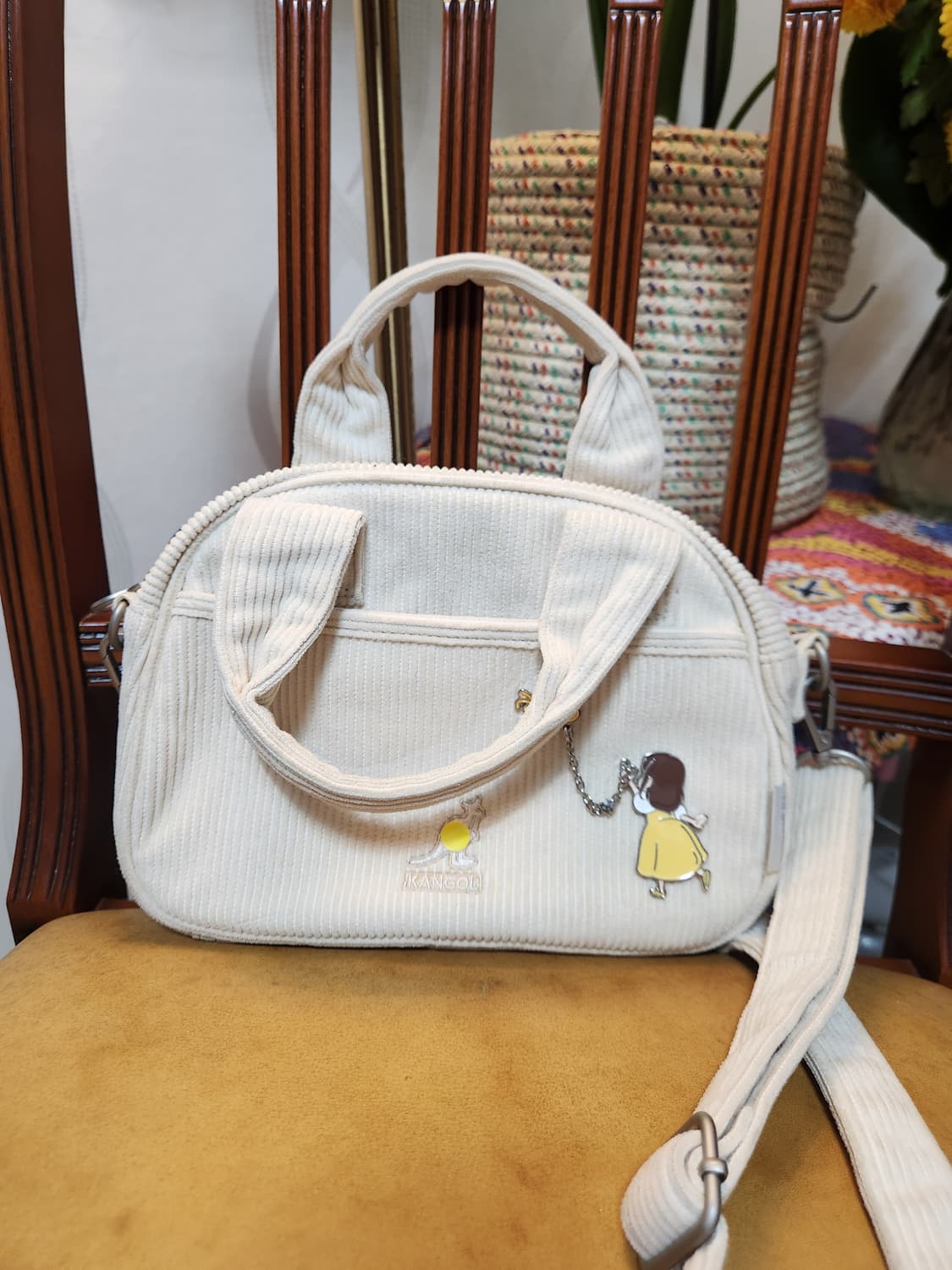 캉골 아이보리 코듀로이 토트백 + 스트랩 택가78000 상품이미지1