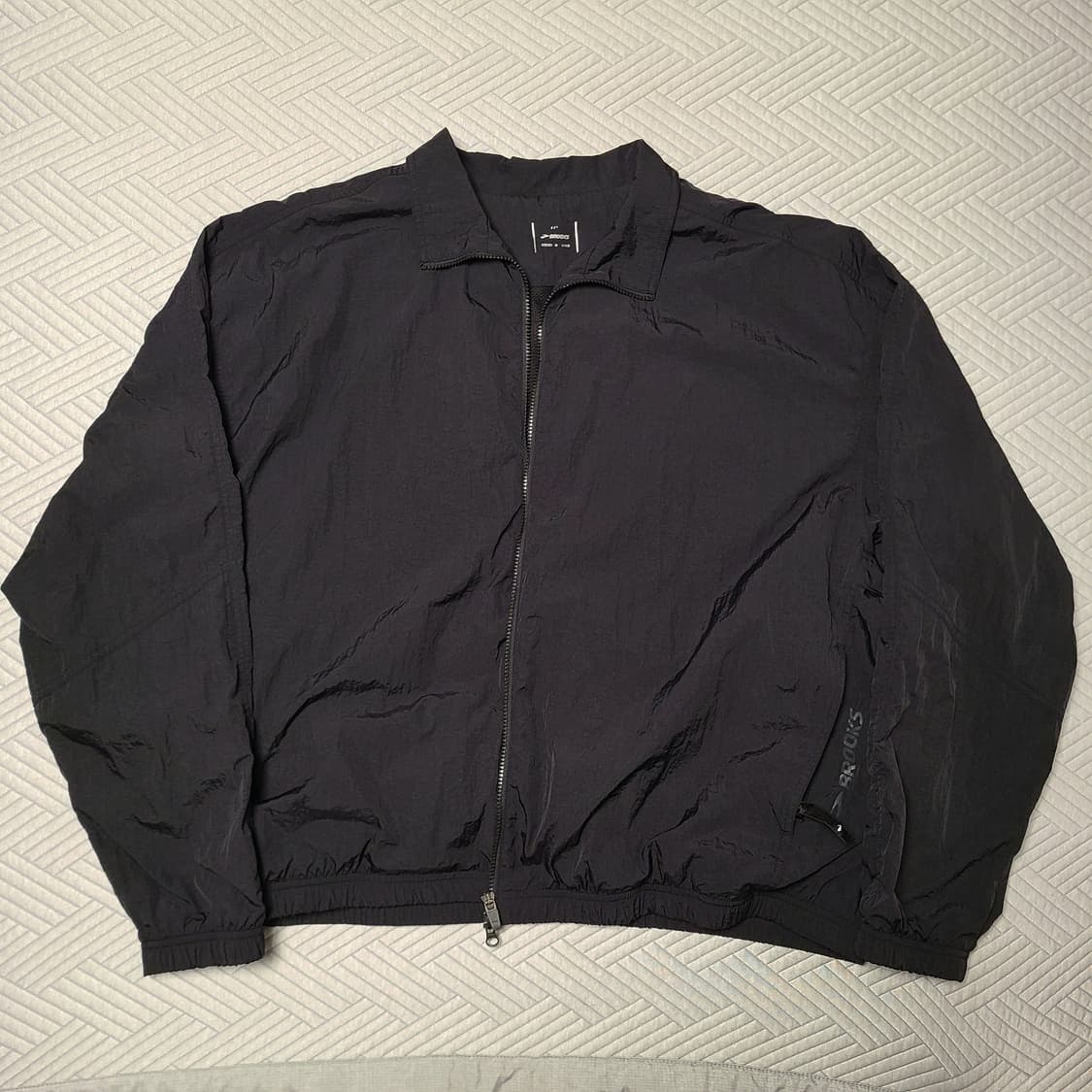 브룩스러닝 바람막이 XXL 사이즈 상품이미지1