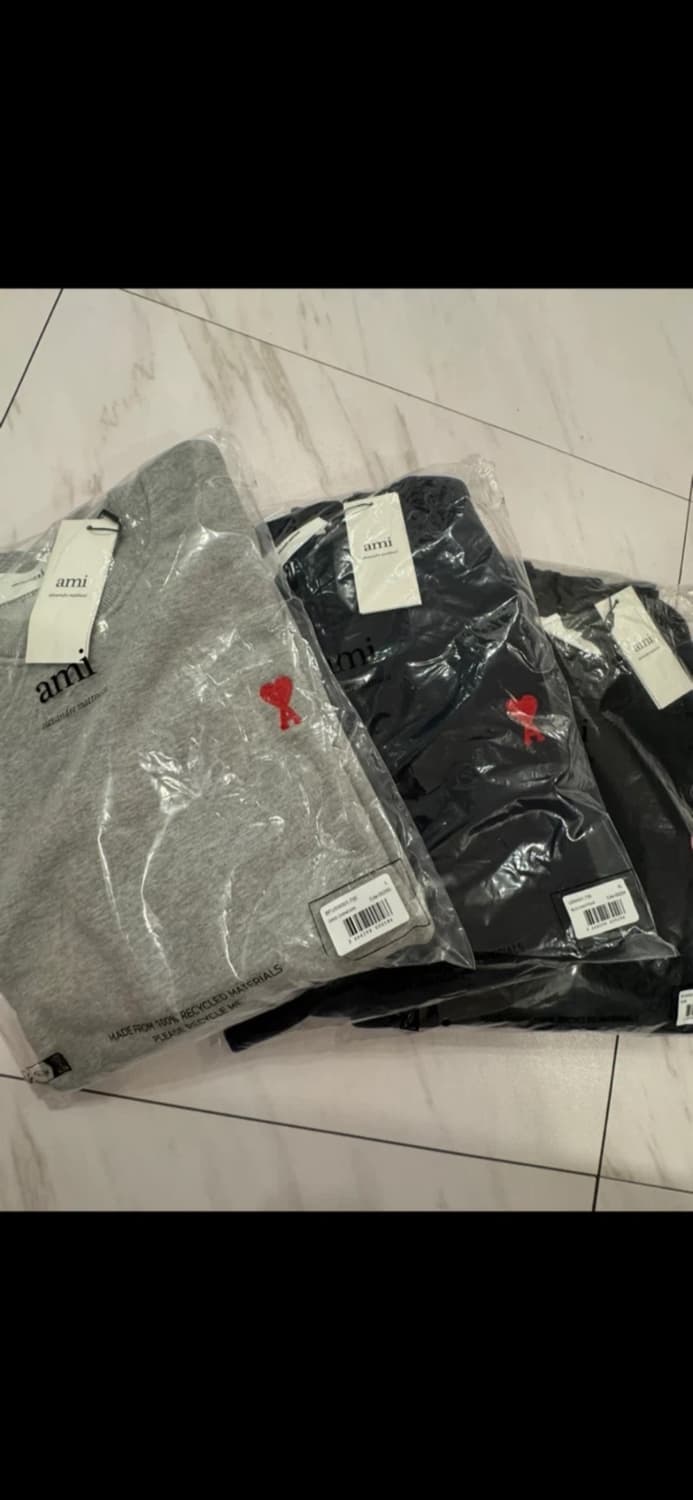 🔥[무료배송/새상품]🔥아미 맨투맨 논기모 스몰로고 남녀공용 / 그레이 상품이미지2