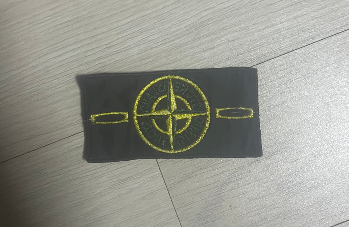 정품 스톤아일랜드 와펜 판매합니다 상품이미지2