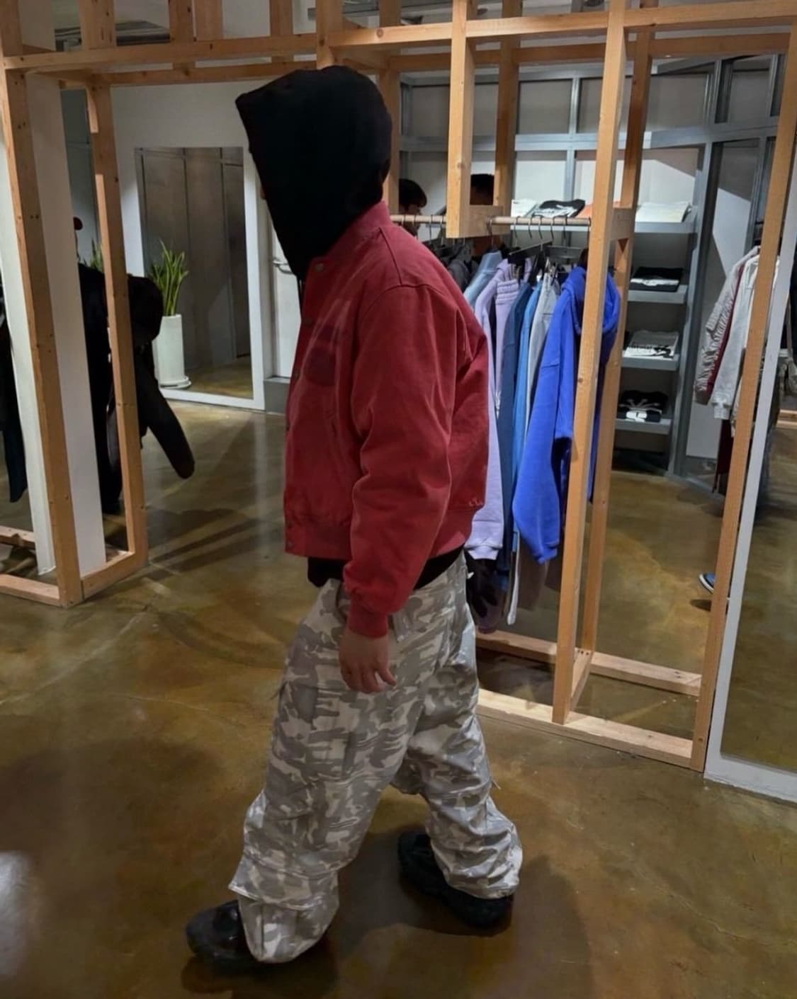 스투시 고스트 로고 캔버스 바시티자켓 레드 상품이미지5