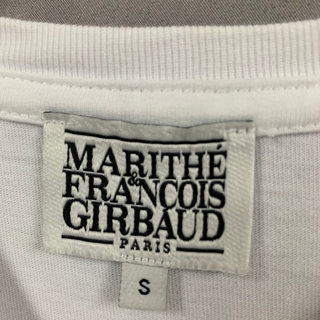 S 마리떼프랑소와저버 화이트 로고 프린팅 반팔티 상품이미지5