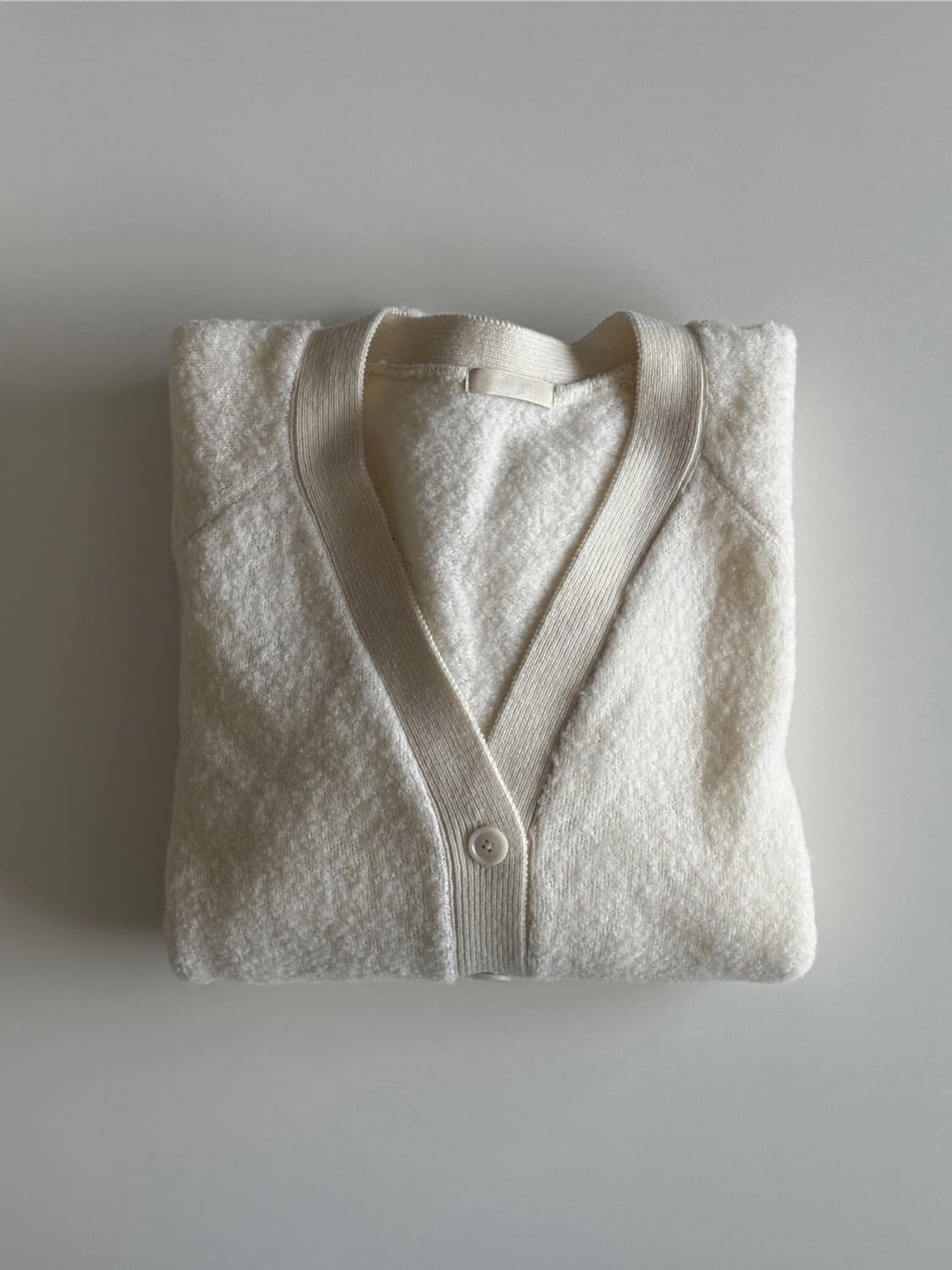 ❗️미개봉 새상품❗️ 디폰드 deepond. 메리노 부클 가디건 상품이미지7