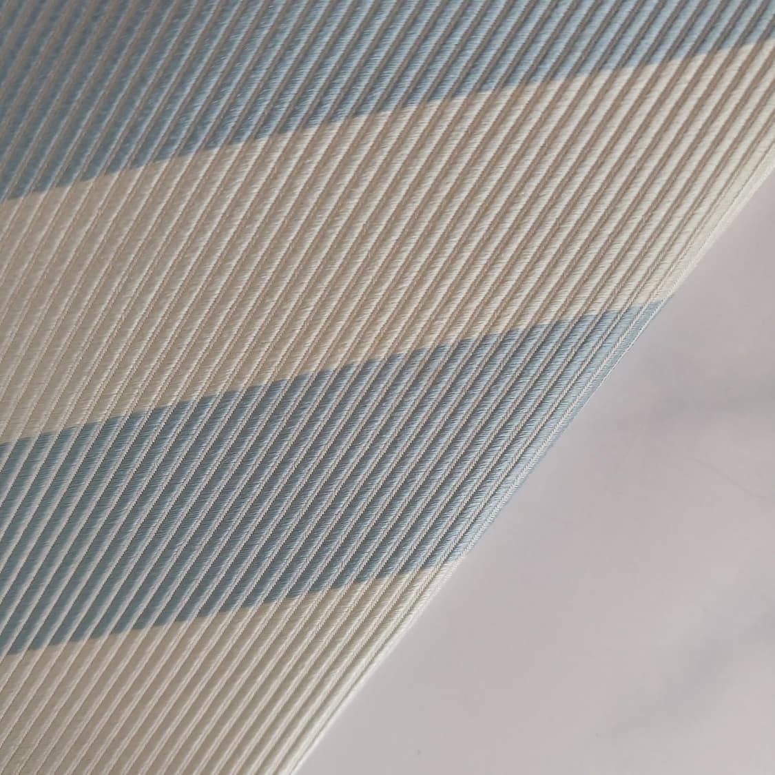 지안프랑코 페레 실크 스트라이프 넥타이 8.8cm A등급 A18848
 상품이미지8