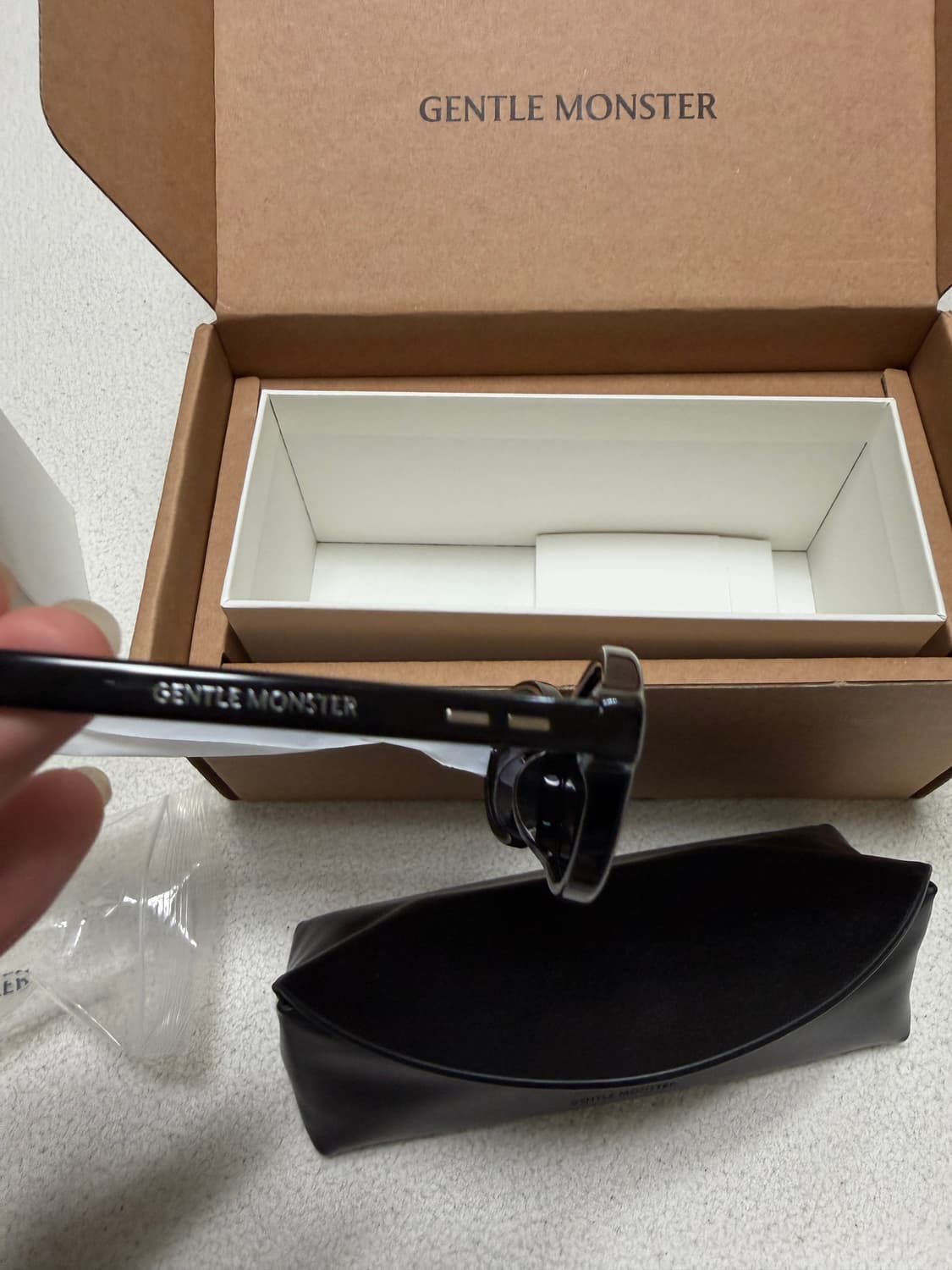 젠틀몬스터 라차01 상품이미지2