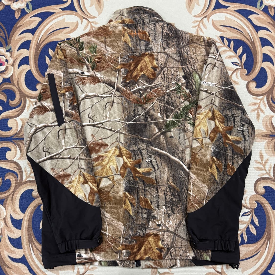 (M)HABIT 리얼트리 카모 플리스 자켓 상품이미지5