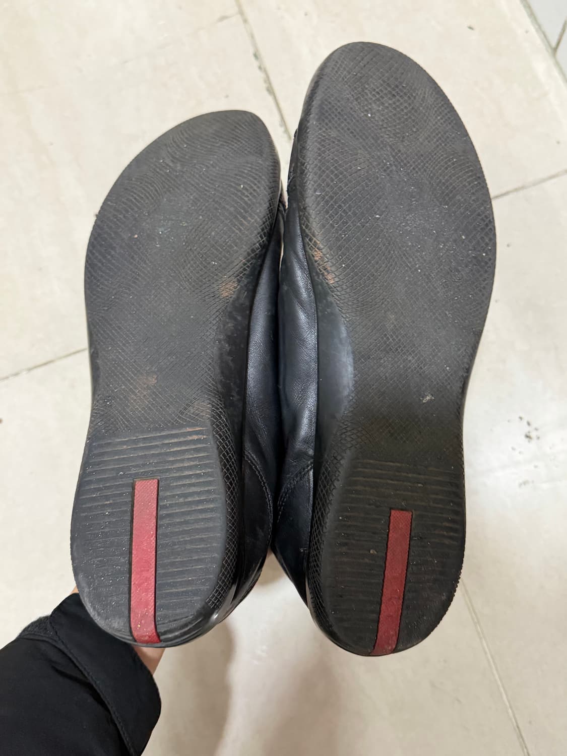 [44] 프라다 스포츠 로고 블랙 레더 스니커즈 상품이미지6