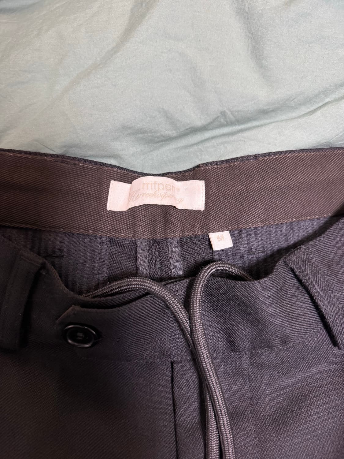 mfpen 클래식 트라우저 블랙 울 M사이즈 상품이미지3