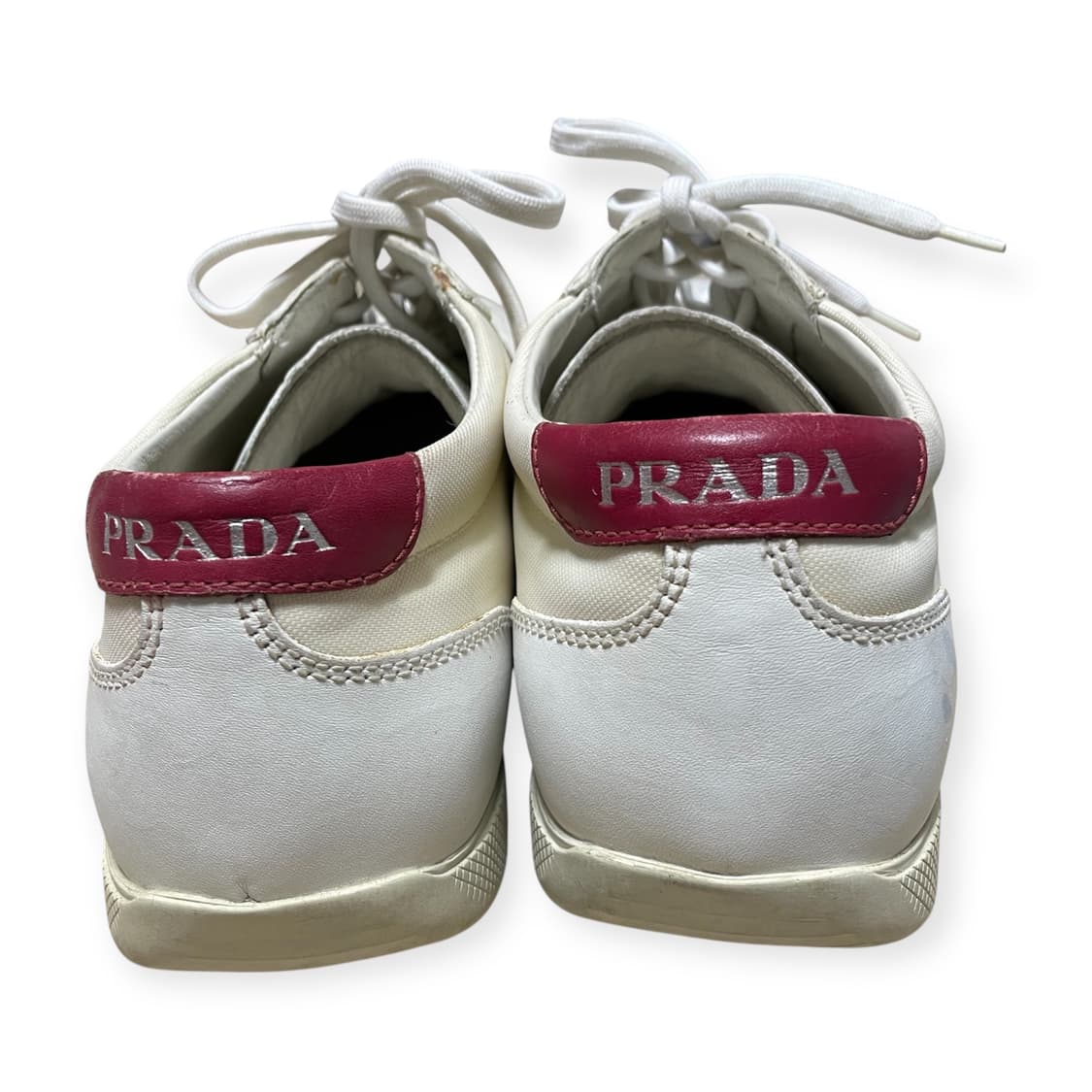 265) 프라다 레드탭 로고 레더 스니커즈 상품이미지6