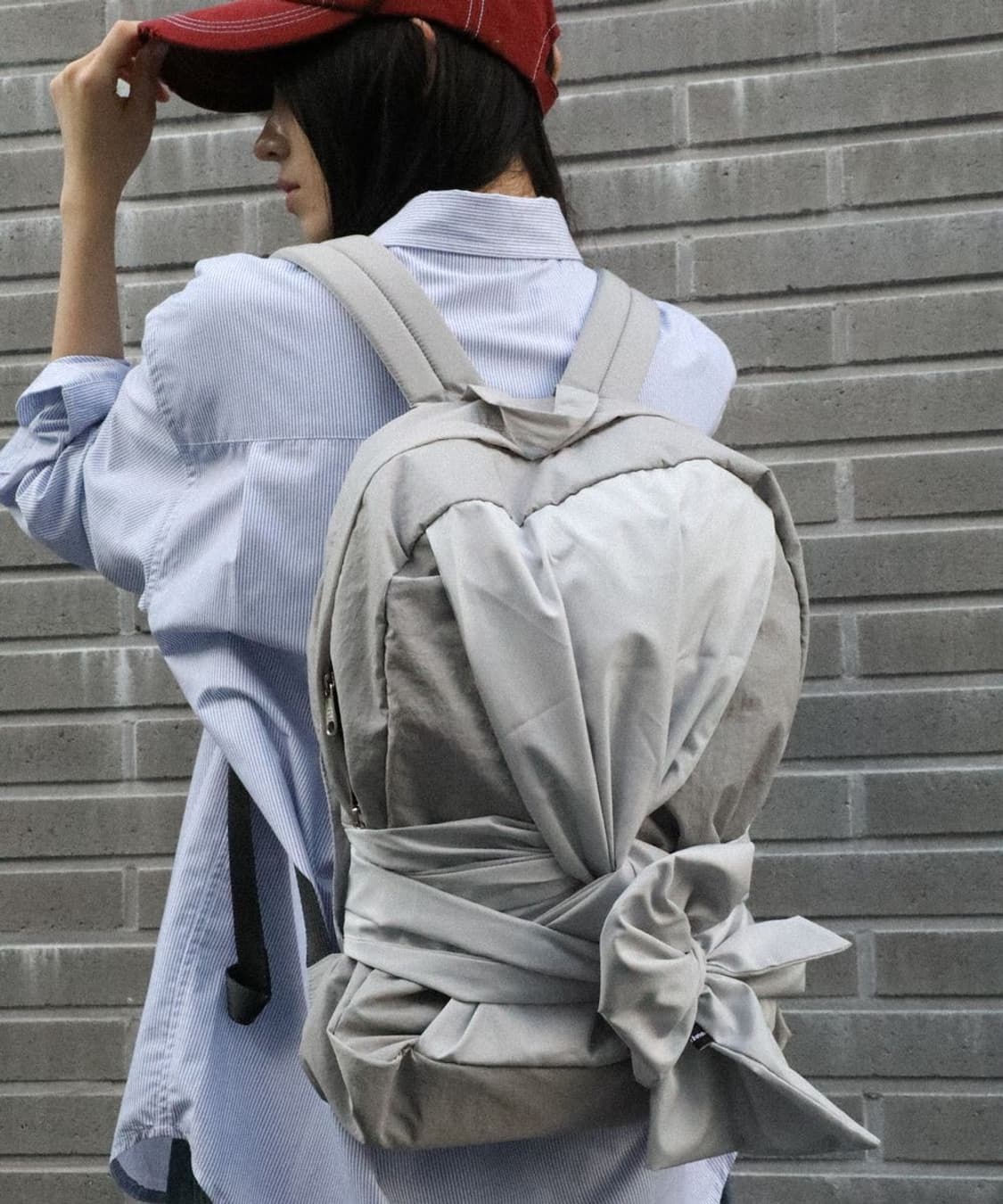 이우가마카라스 노티드 백팩 상품이미지2