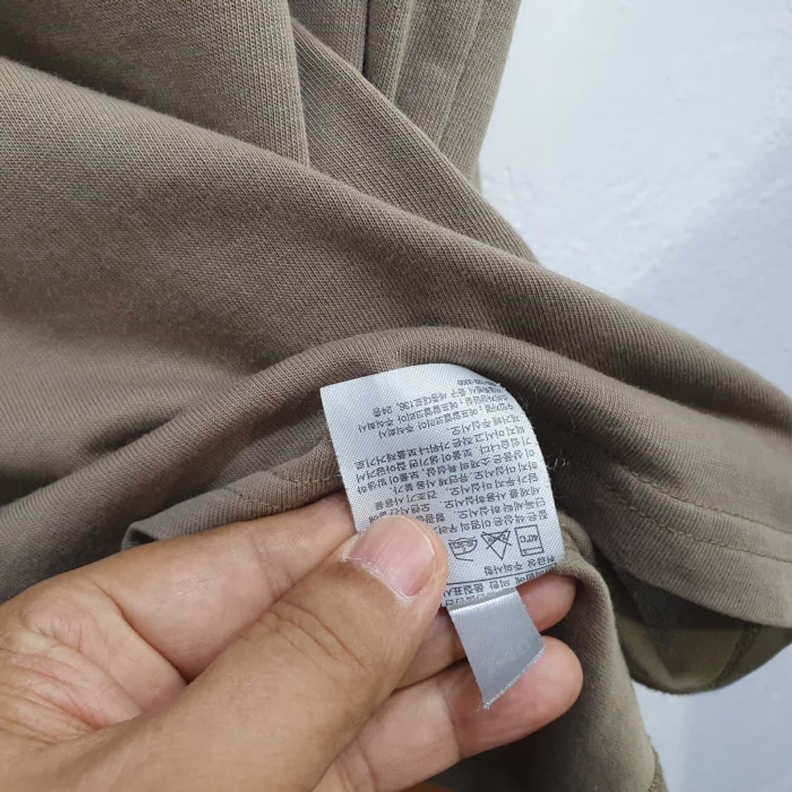 유니클로 라운드 반팔티(105) 상품이미지4