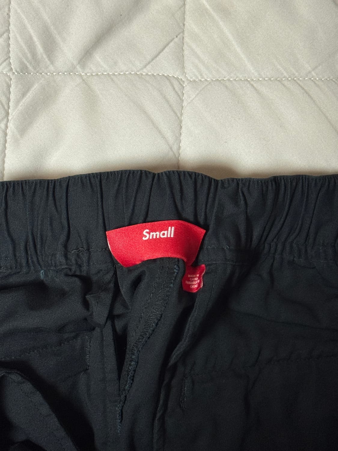 [새상품] 슈프림 24SS 코튼 신치 팬츠 블랙 S사이즈 상품이미지3