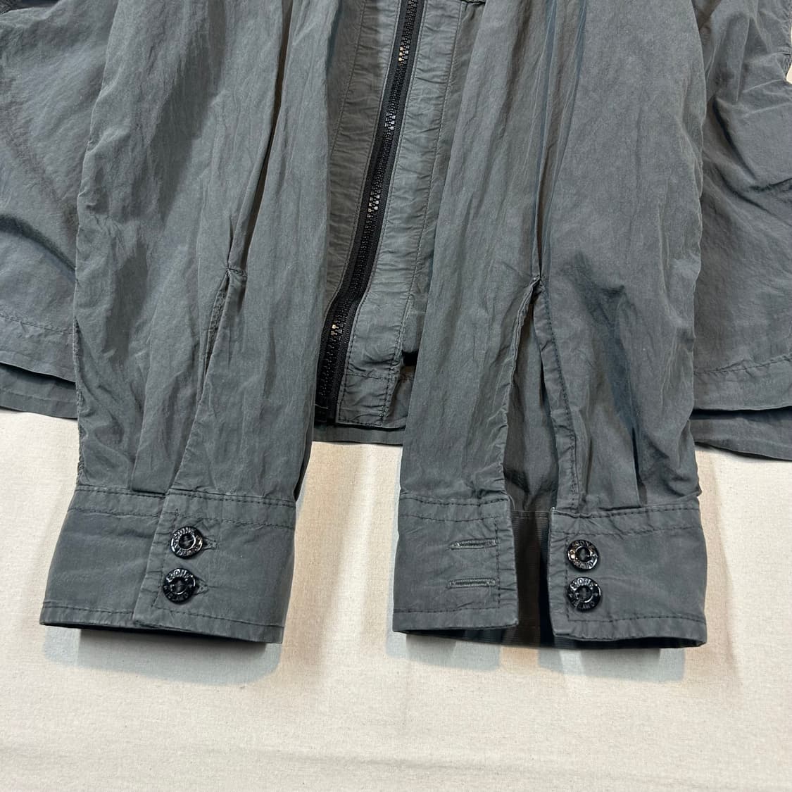 L) 스톤아일랜드 올드이펙트 오버셔츠 자켓 그레이 상품이미지5