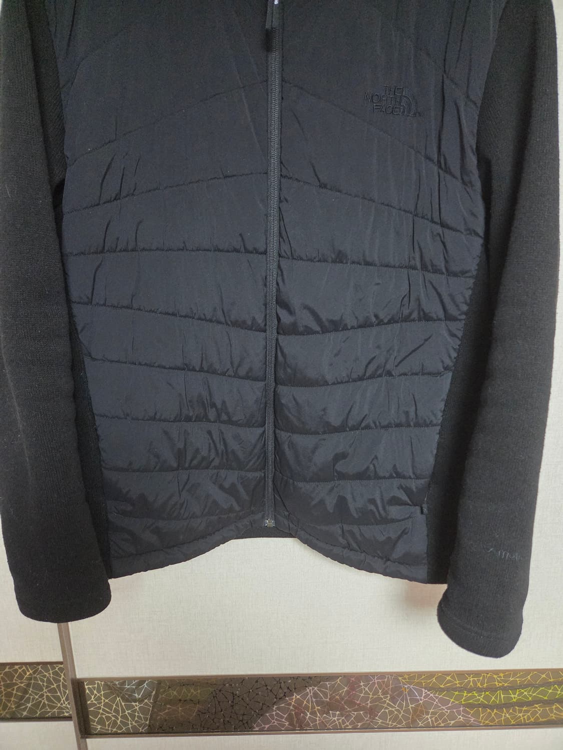 노스페이스 경량 패딩자켓105 상품이미지4