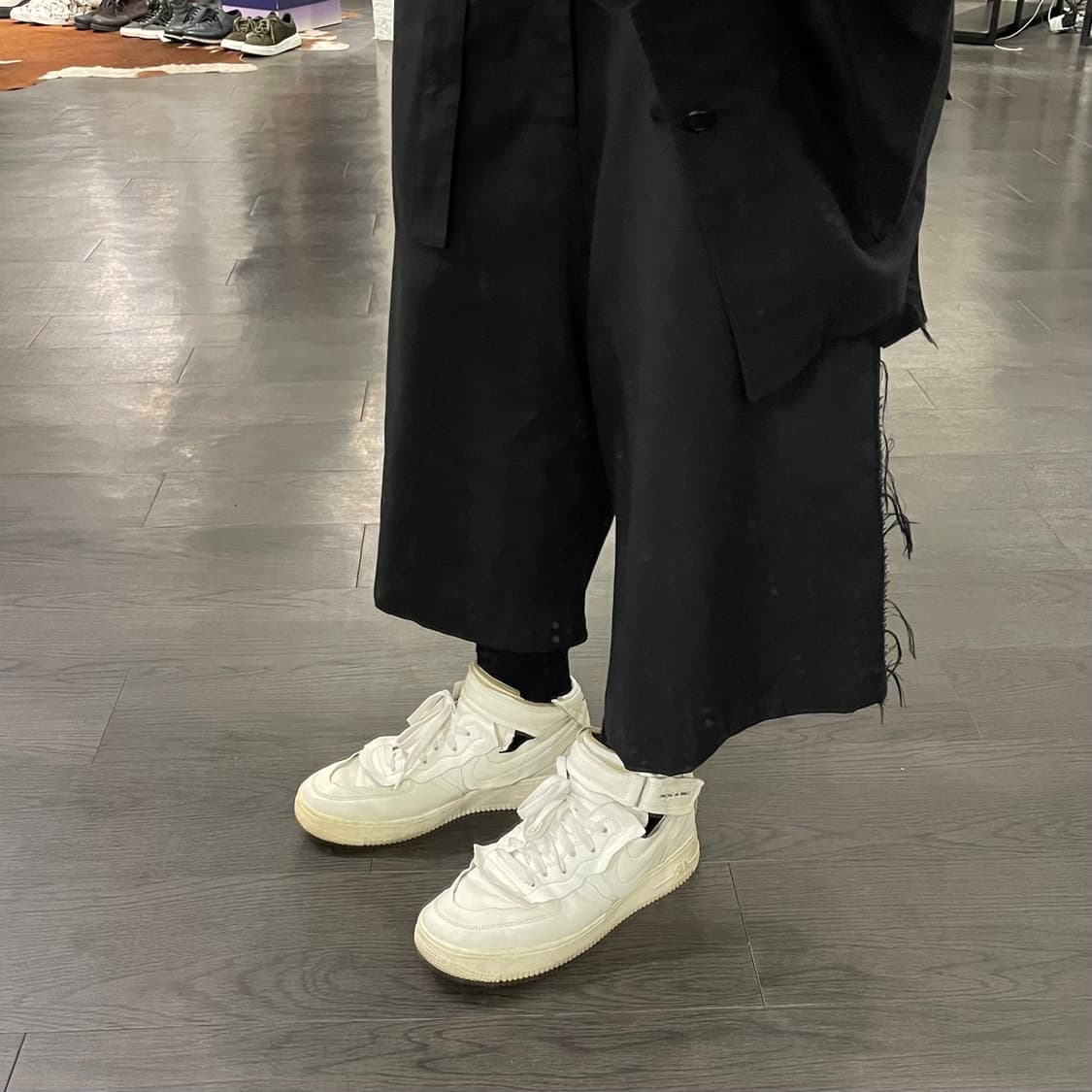 꼼데가르송 옴므플러스 x 나이키 에어포스 미드 상품이미지4