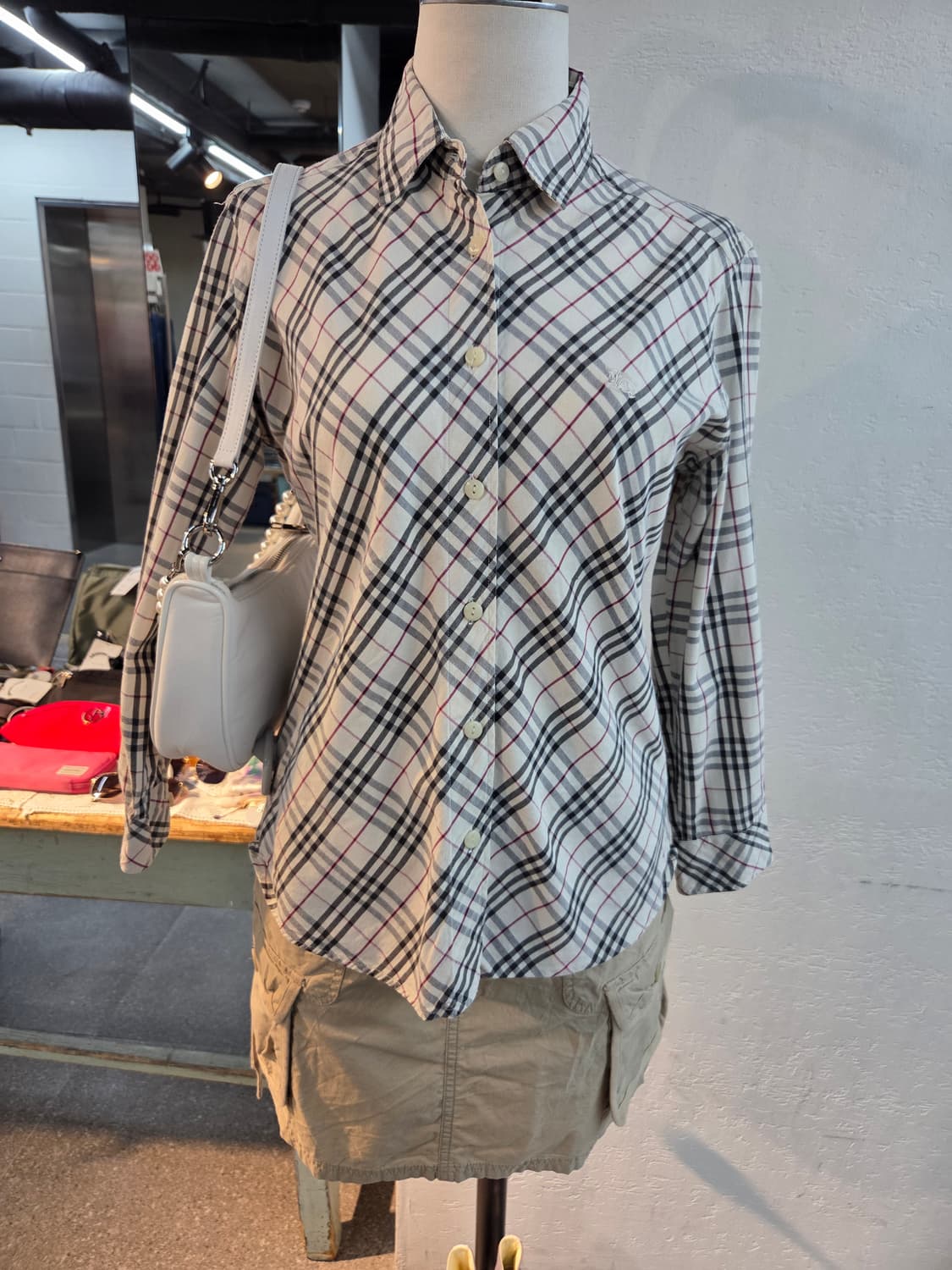 BURBERRY 버버리 아이보리 체크셔츠 상품이미지2