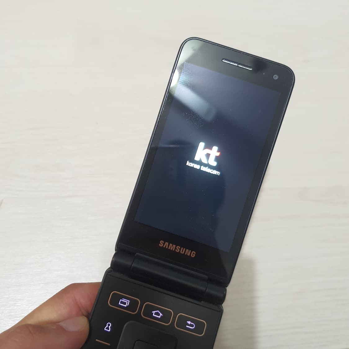 삼성 갤럭시폴더2 sm-g160n 32기가 상품이미지9