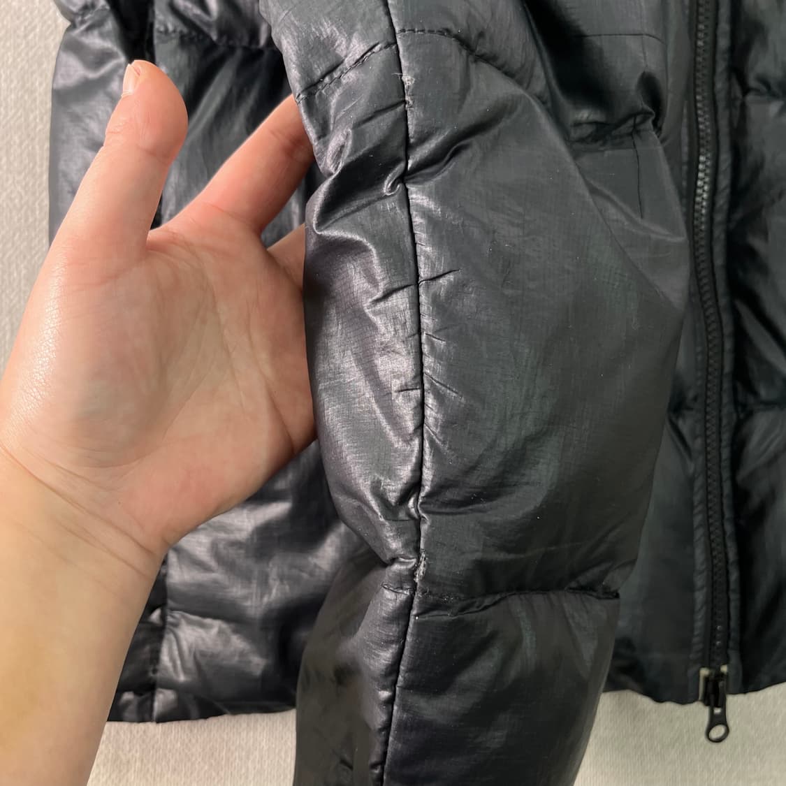 100 나이키 ACG 구스다운 유광 패딩 상품이미지6