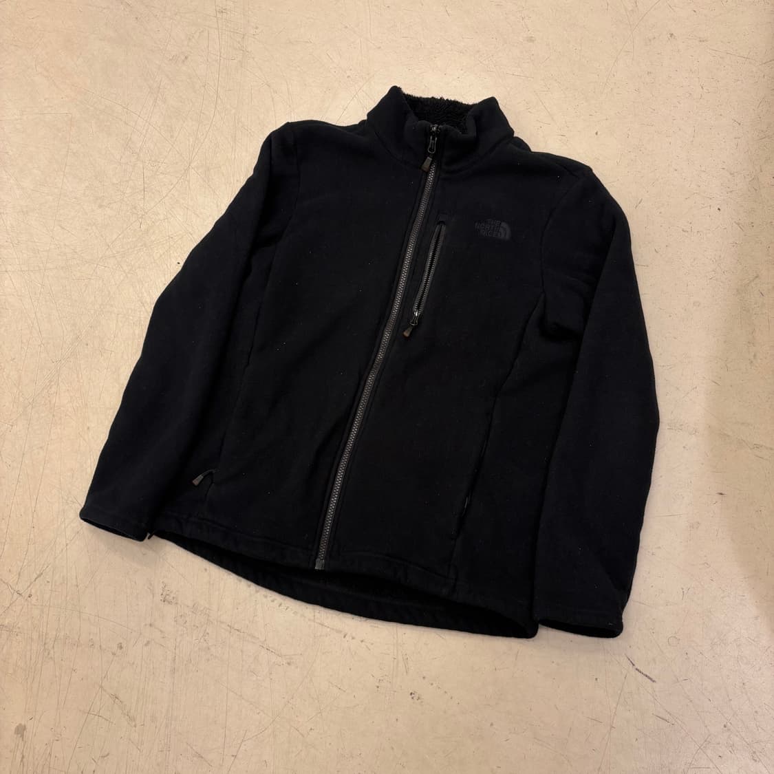 노스페이스 스몰로고 블랙 바람막이 상품이미지1