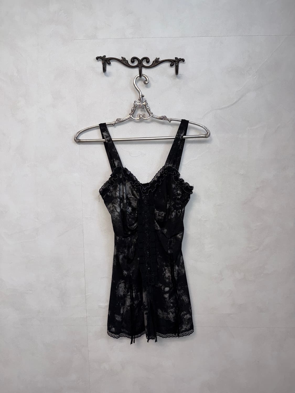Black silver tie dye lace detail 슬리브리스 상품이미지3