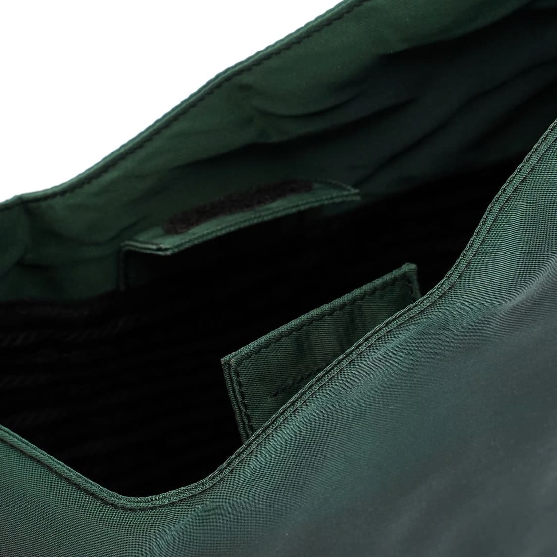 (rare) Prada tessuto bag green 상품이미지5