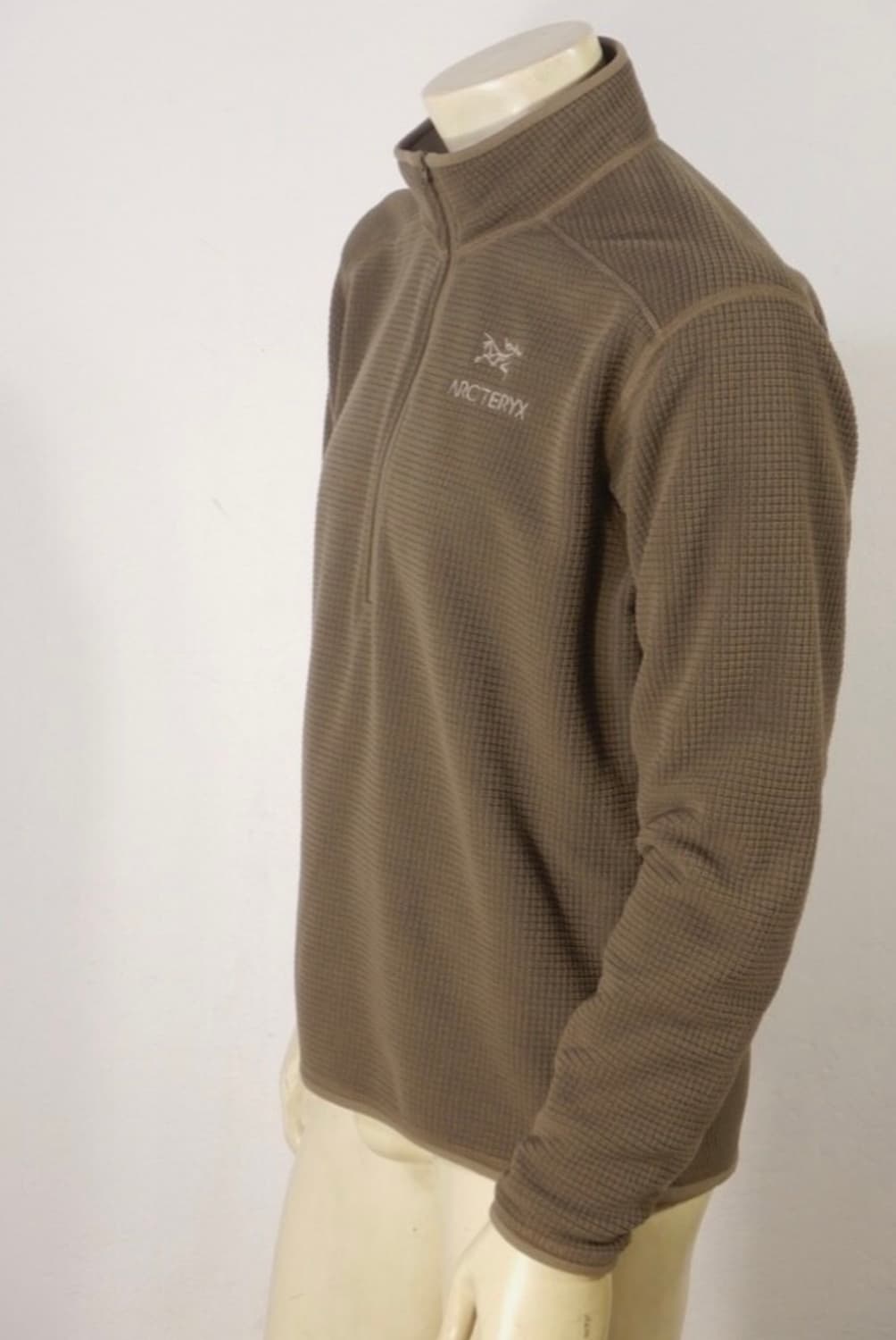 아크테릭스 델타 반집업 상품이미지2