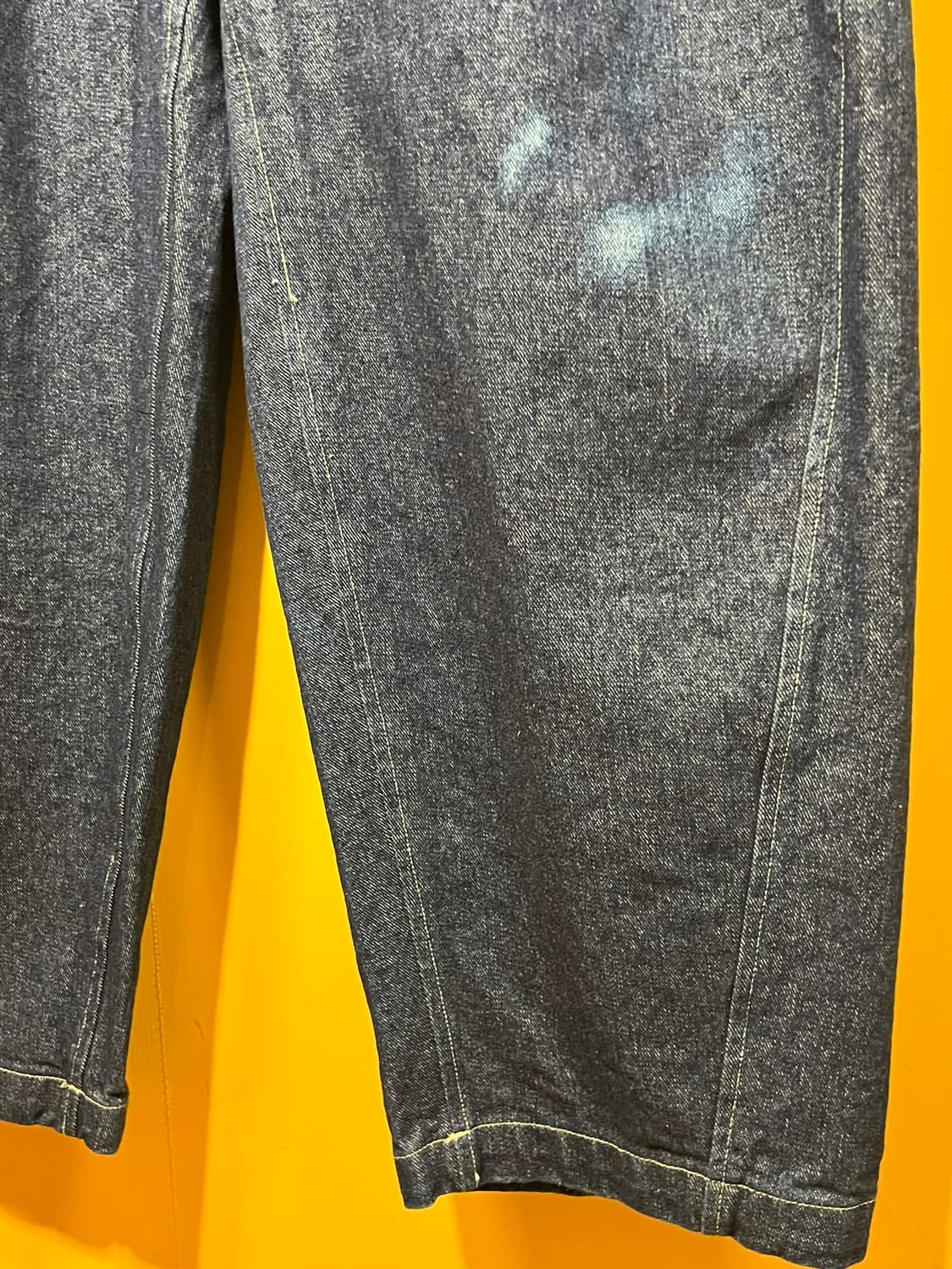 [L] 애프터프레이 와이드 테이퍼드 플리츠 데님 팬츠 상품이미지5