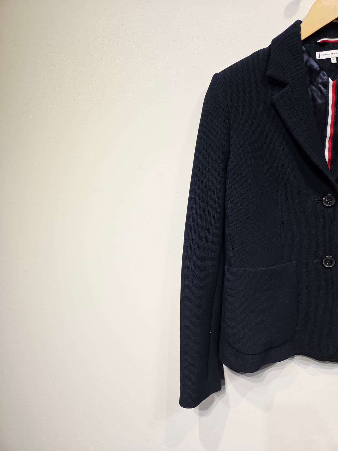 타미힐피거(Tommy Hilfiger) 다크 네이비 투버튼 자켓 상품이미지3