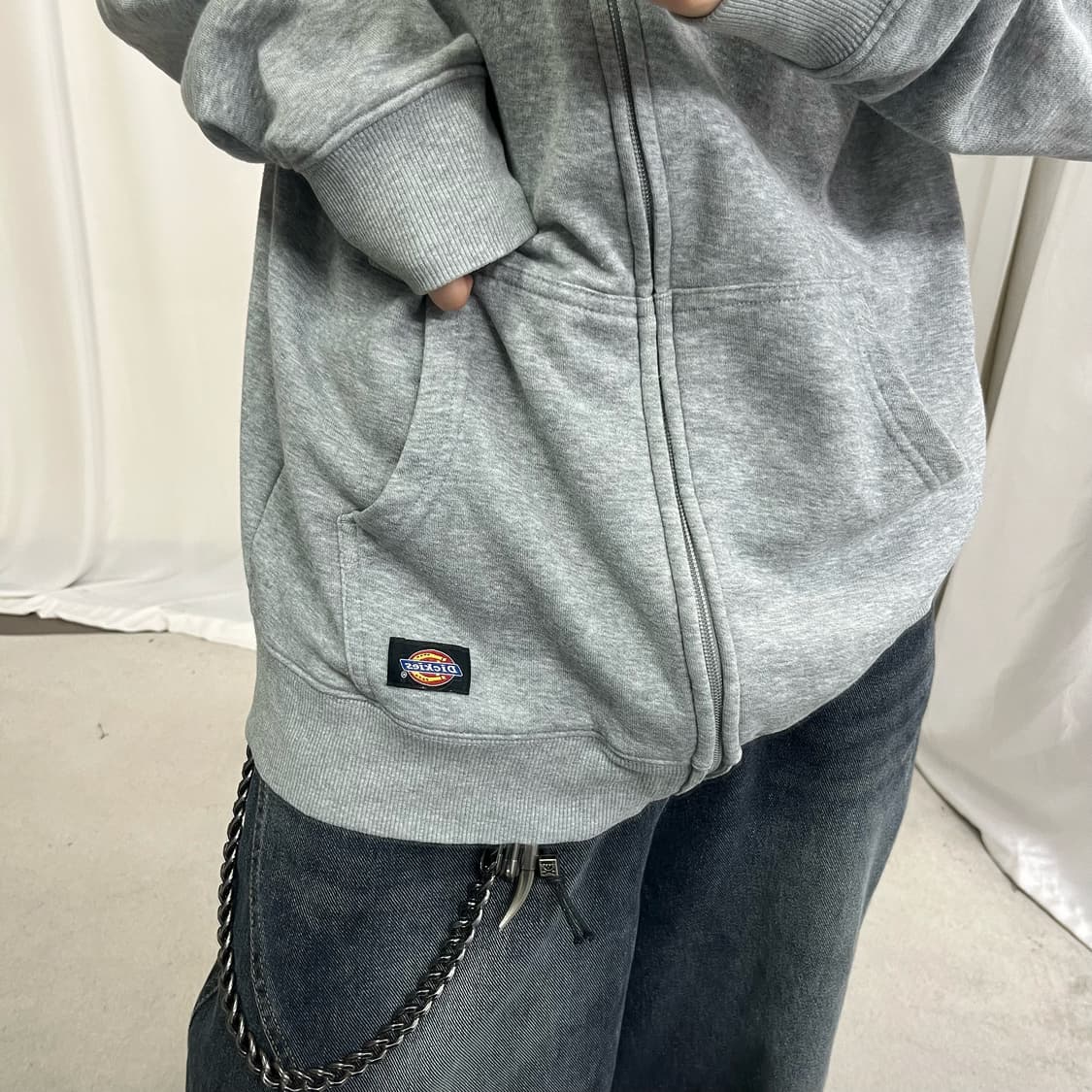 Dickies gray hood zip-up 상품이미지5