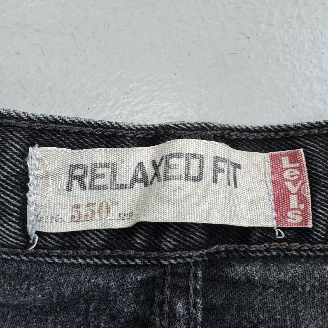 리바이스 00s 550 흑청 워싱 배기핏 데님팬츠 상품이미지8