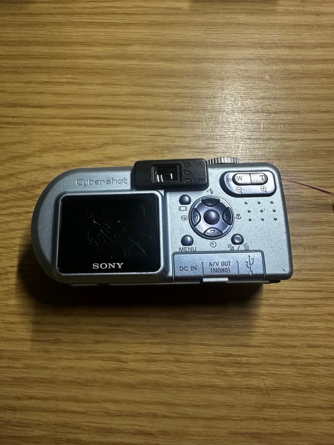 소니 사이버샷 dsc p8 팔아요!  상품이미지2