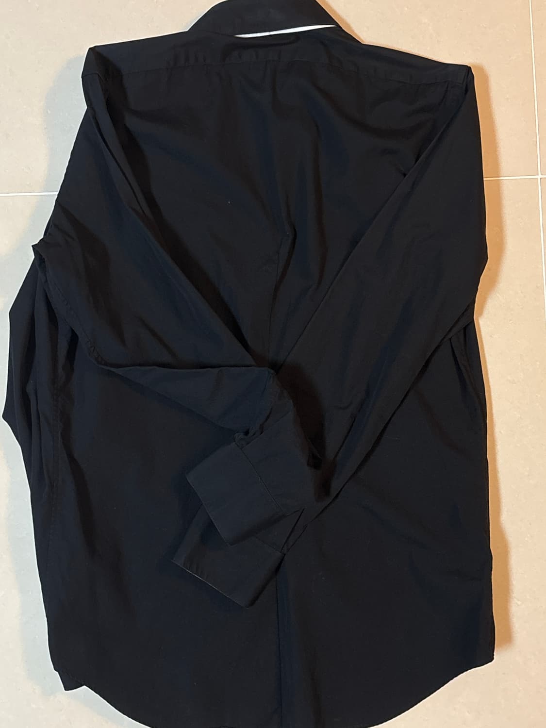 black barrett 블랙셔츠 상품이미지4
