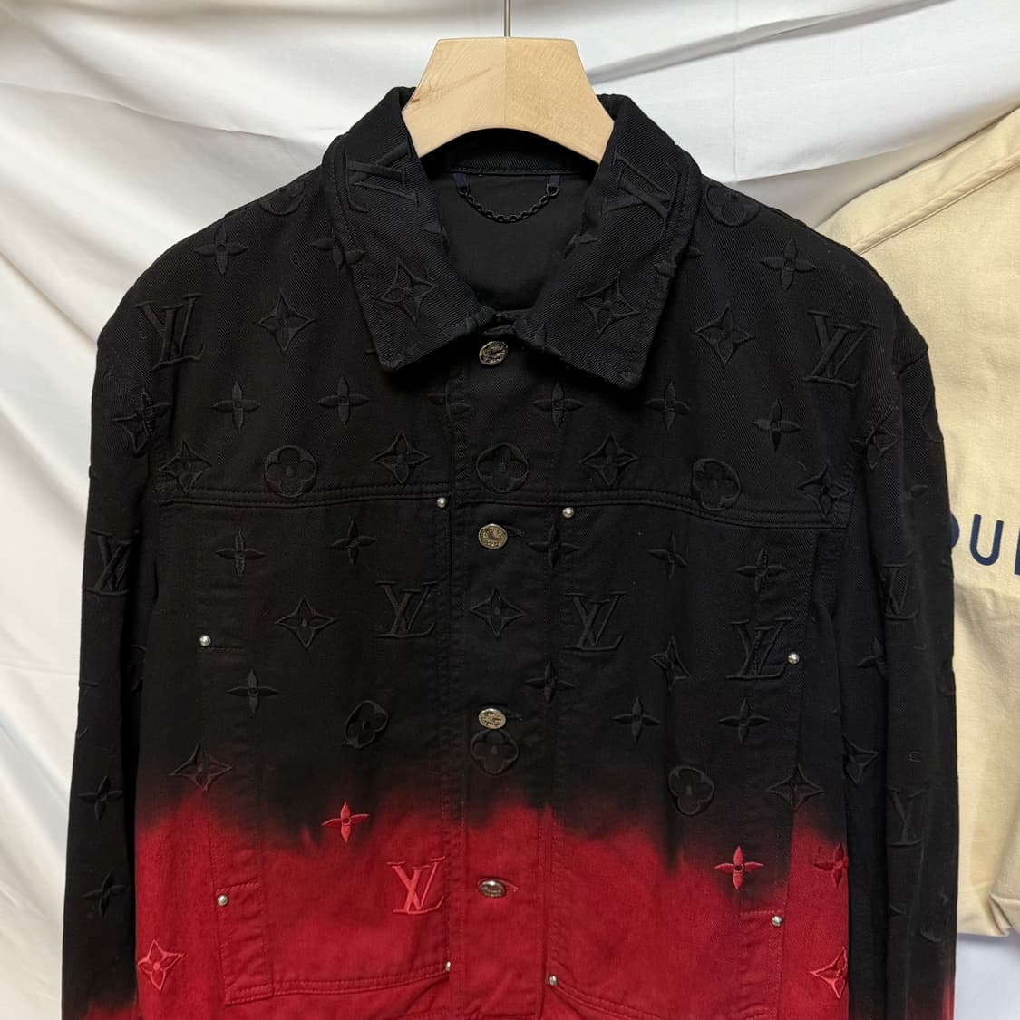 [S+급/50] 24FW 루이비통 엠브로이더드 블루종 모노그램 자켓 상품이미지2