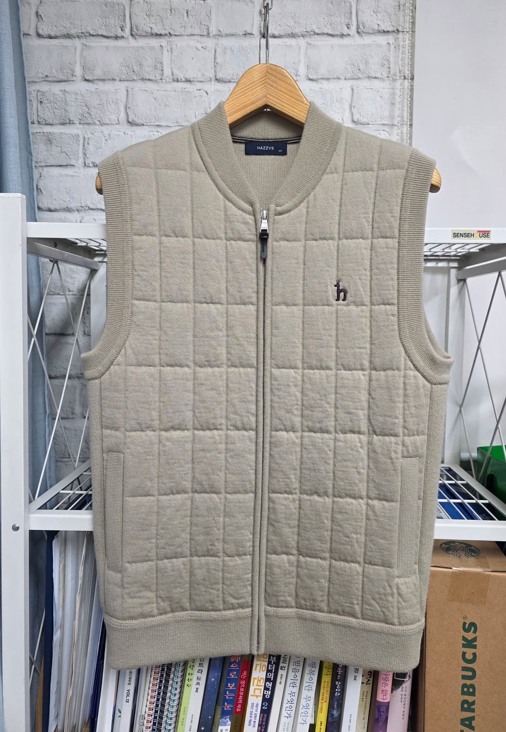 헤지스 남성조끼 100 겨울니트조끼 울 퀼팅 풀집업 베스트 MM23 상품이미지1