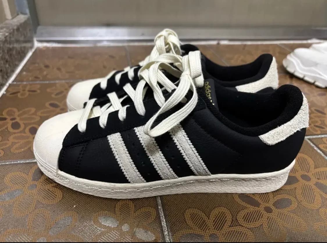 아디다스 슈퍼스타 82 블랙 화이트 230 상품이미지2