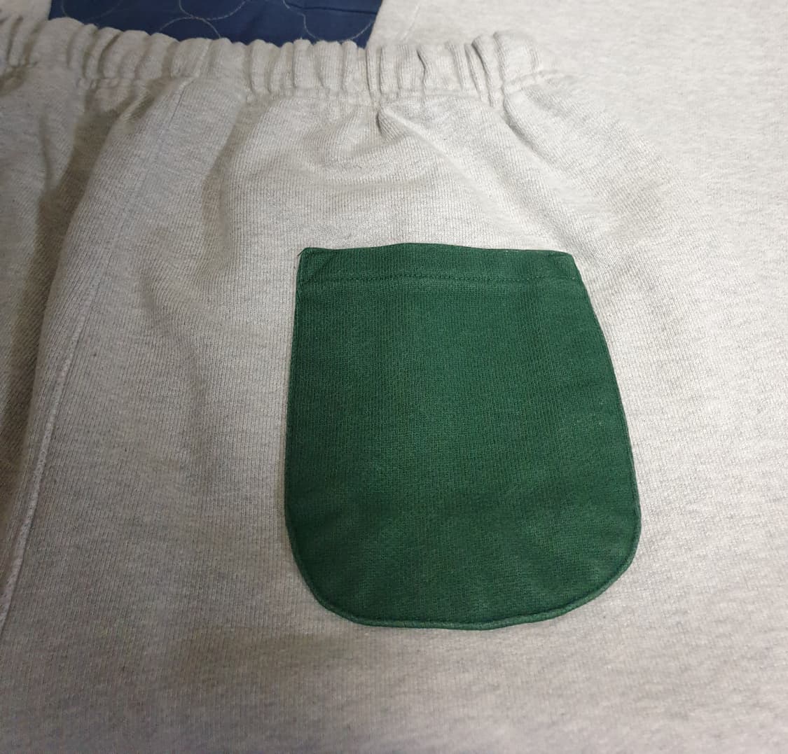 아웃스탠딩 혜비코튼 배색 스웨트 셋업 크림&그린 (XL) 상품이미지5