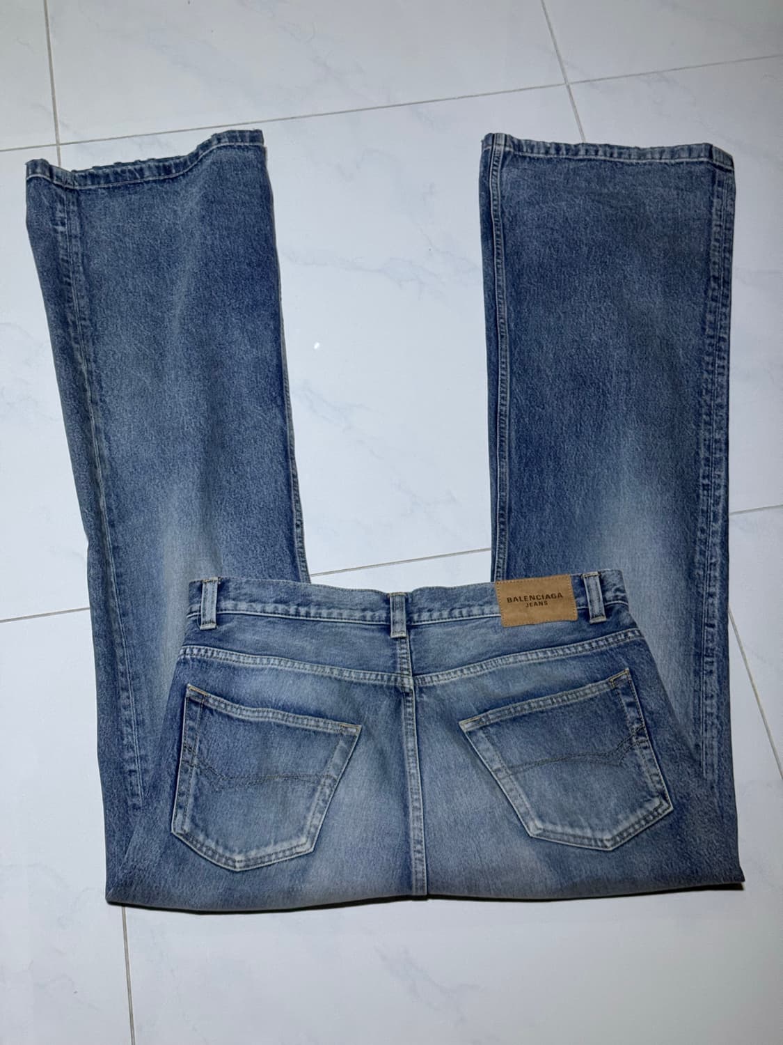 발렌시아가 플레어 데님 상품이미지2