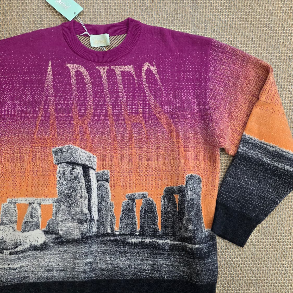 Aries 스톤헨지 석양 최상급 니트 스웨터
 상품이미지3