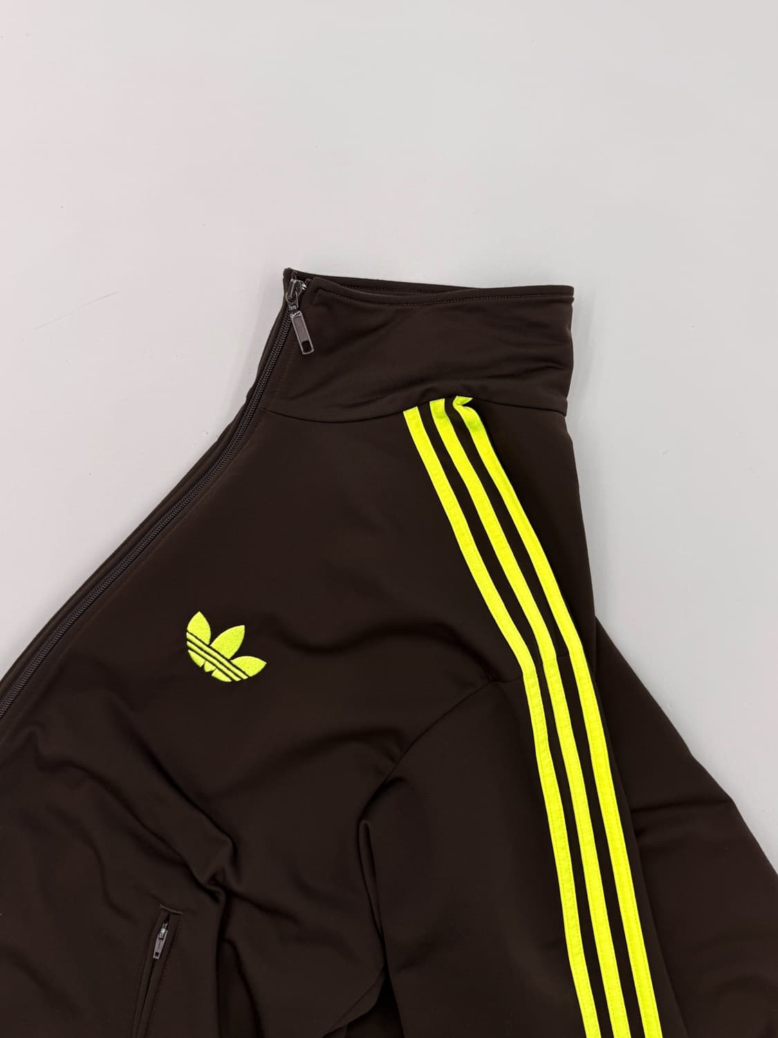 아디다스 루즈핏 구 파이어버드 딥브라운 트랙 져지 상품이미지4