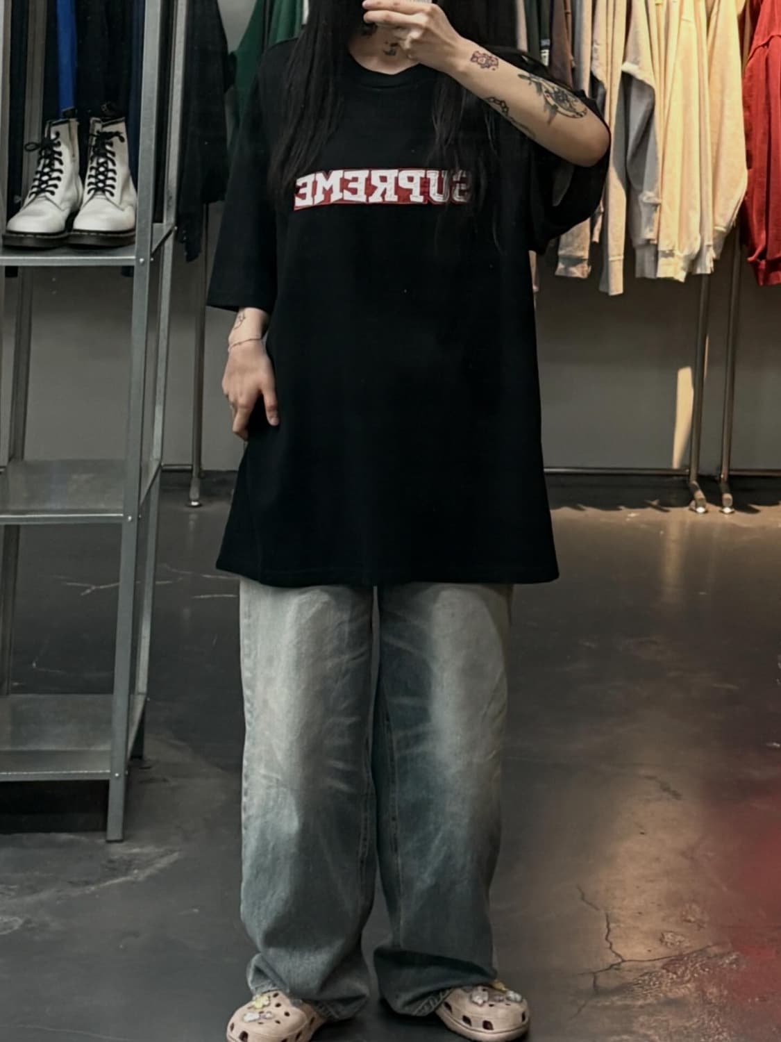 슈프림 사틴 아플리케 숏슬리브 탑 블랙 반팔 A3779 상품이미지1