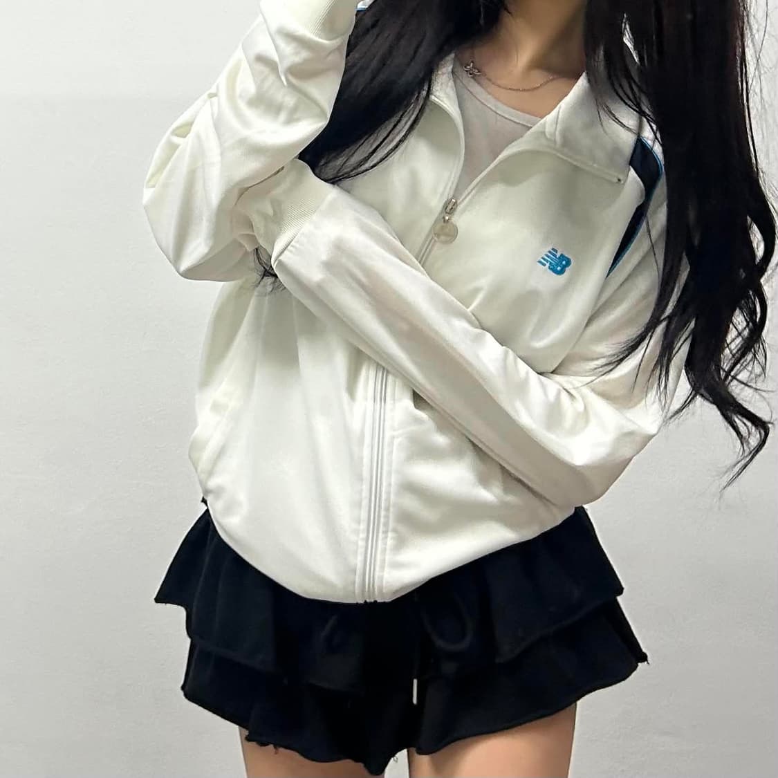 뉴발란스 화이트 트랙탑 희귀져지(105) 상품이미지2