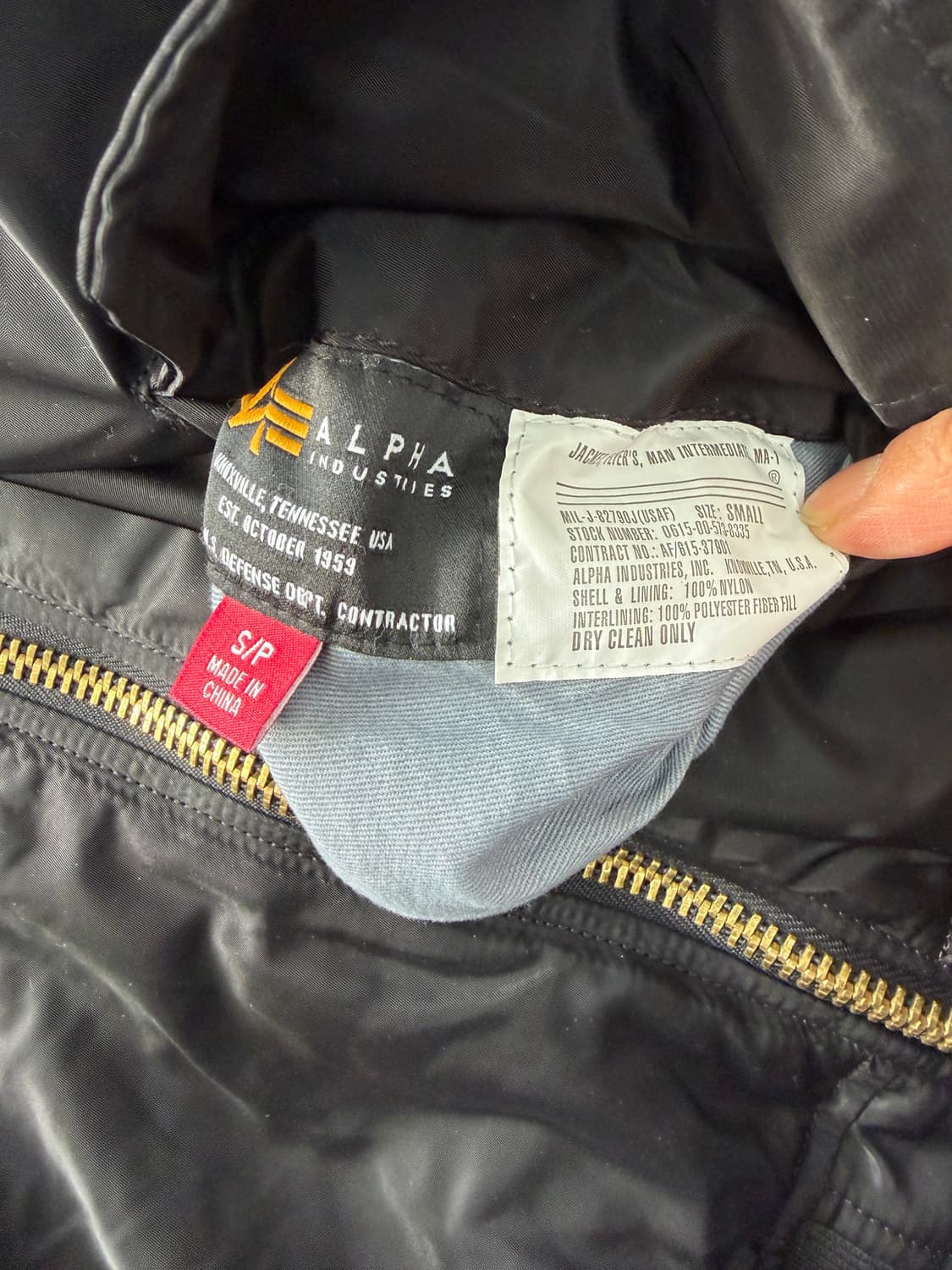정품) 알파인더스트리 MA-1 블랙 패치 봄버 자켓 S 상품이미지8