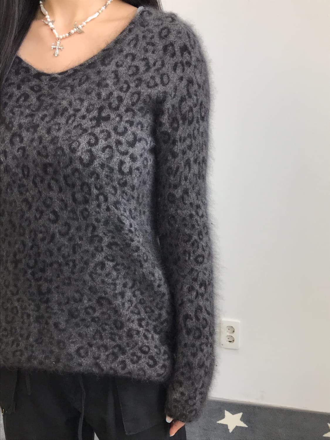Jpn Charcoal Gray Leopard Knit Sweater 상품이미지3