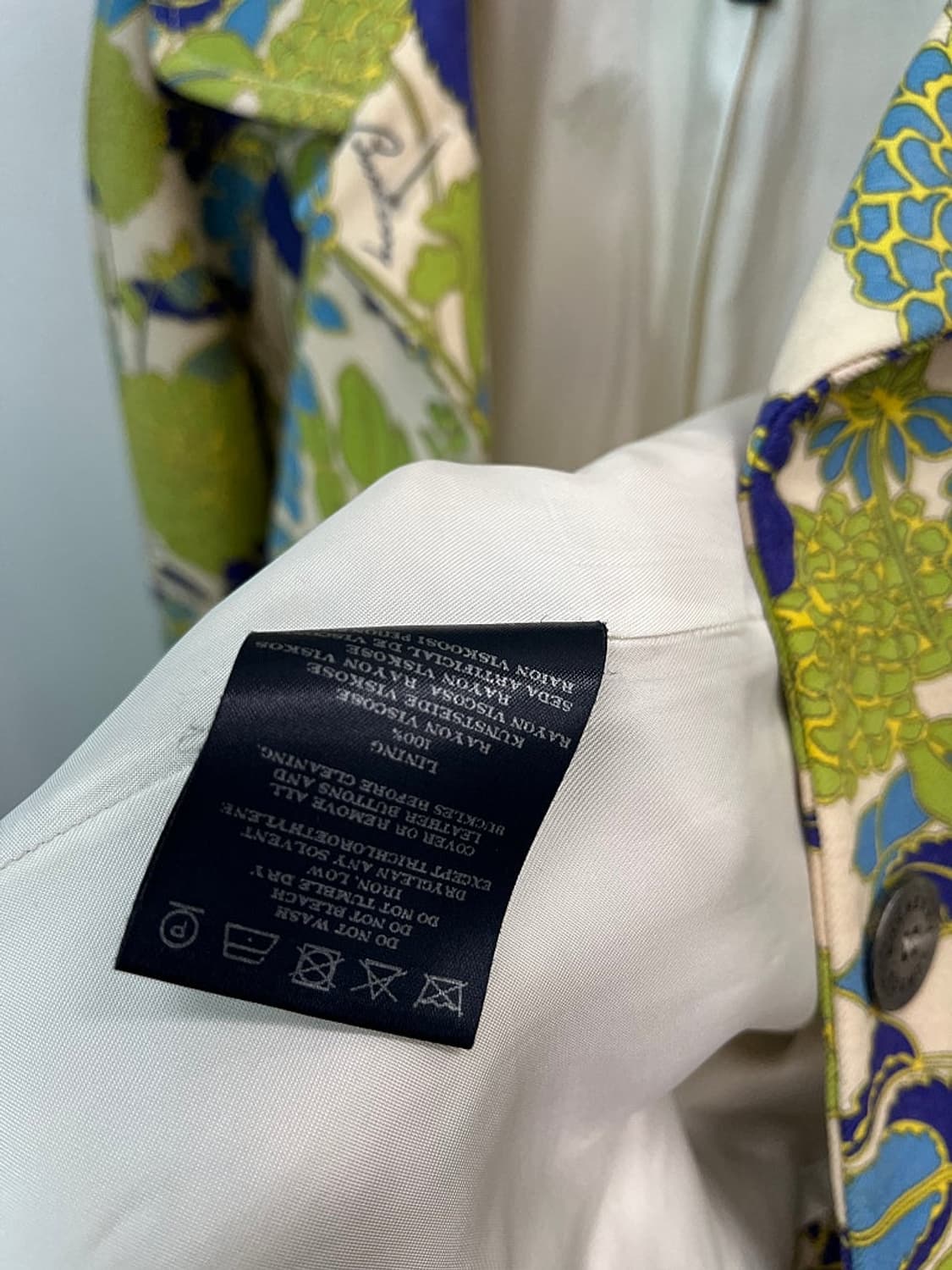 여) 버버리 이태리 플로럴 코트 상품이미지8