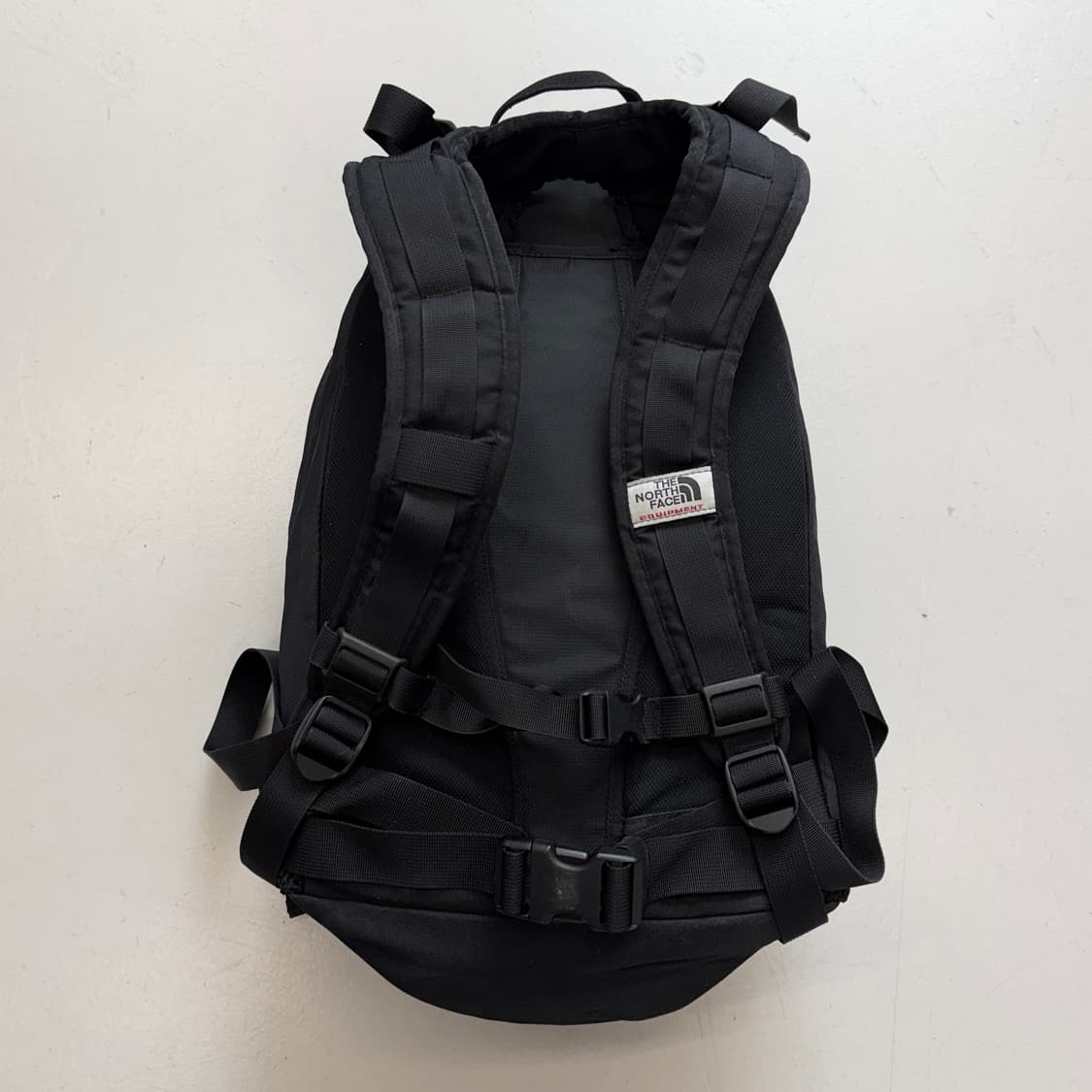 노스페이스 고프코어 LILY 그레이 테크니컬 백팩 상품이미지3