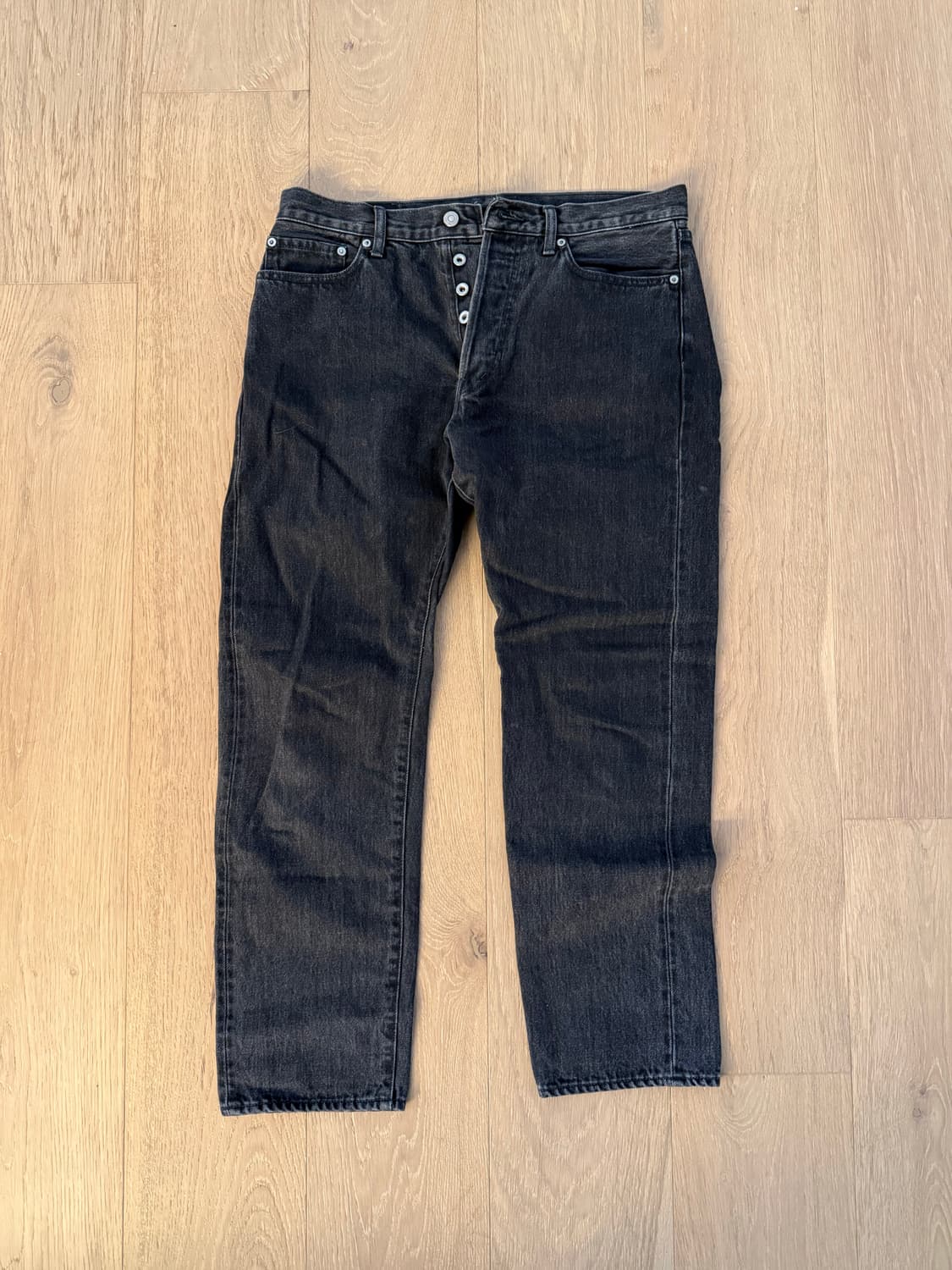 오디너리 핏츠 블랙 워시드 데님 32 상품이미지1