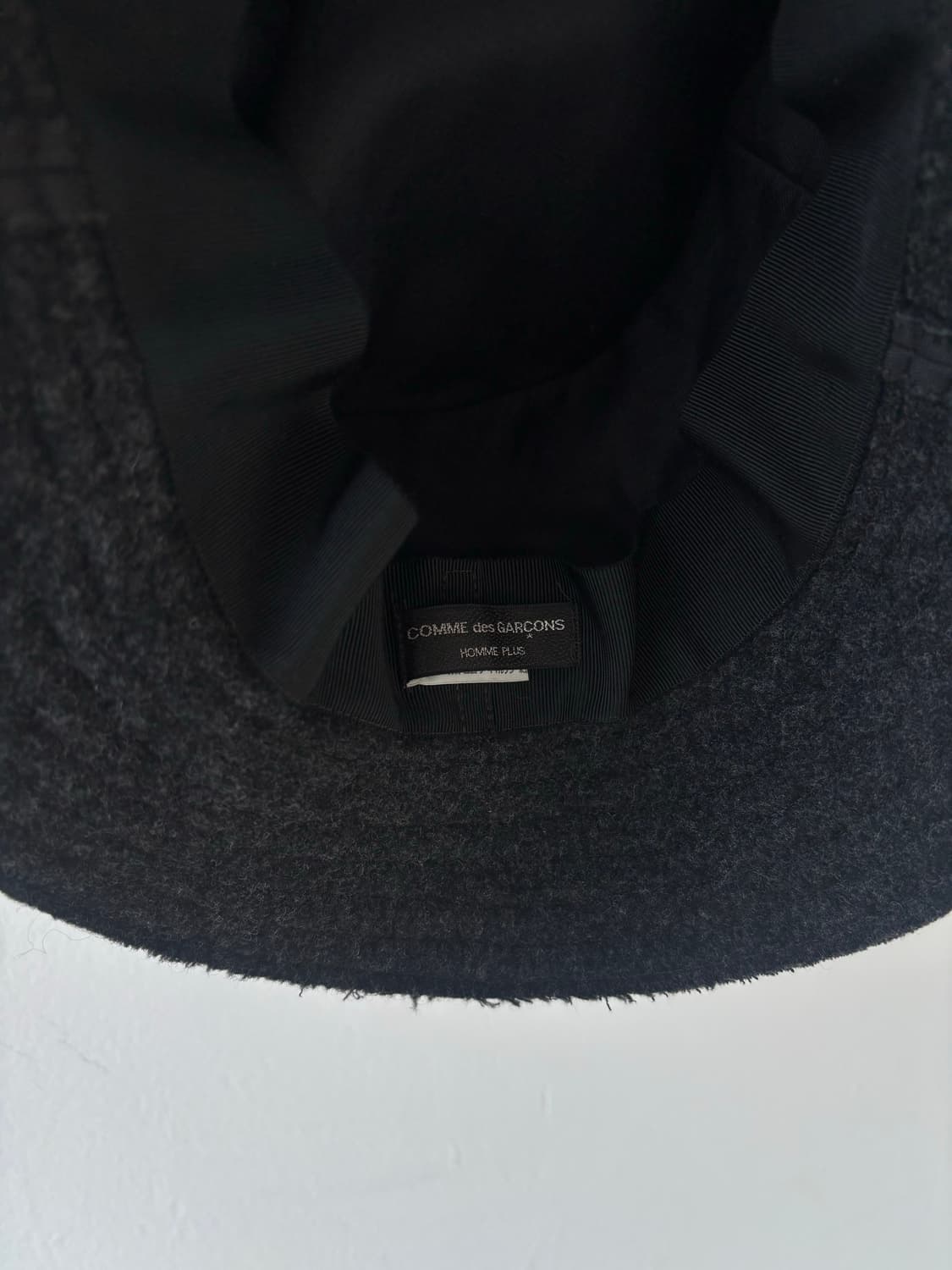 꼼데가르송 옴므플러스 버킷 햇 상품이미지3