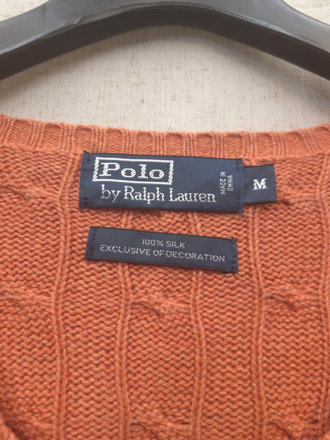 폴로 랄프로렌 케이블 브이넥 니트 오렌지 상품이미지2